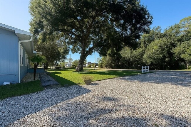 Photo - 2531 Byron St