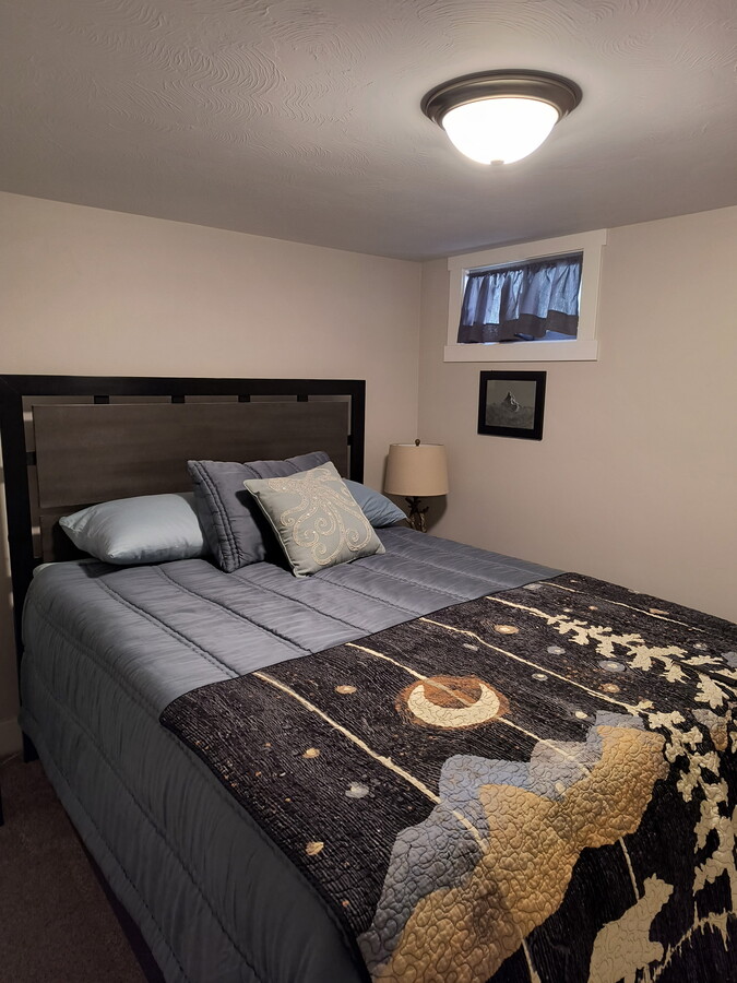 First bedroom - 705 S Higbee Ave House