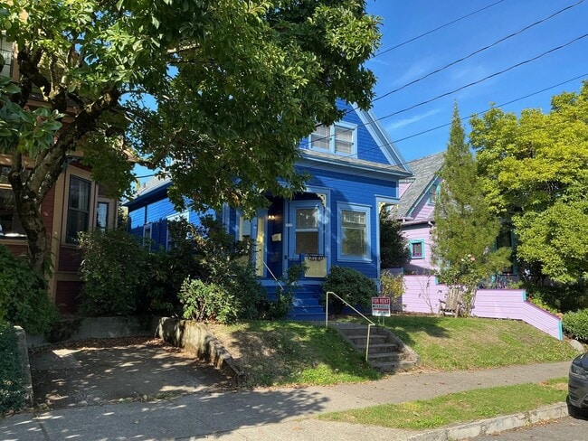 Photo - NW District Gem