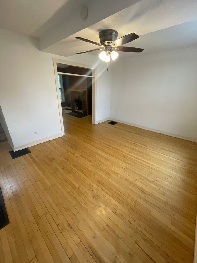 Photo - AVAILABLE NOW - 3 Bedroom/1.5 Bath Home wi...