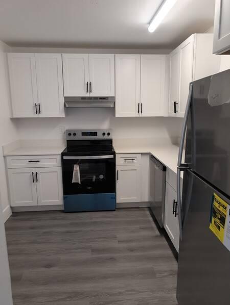 Building Photo - 1.0 bedroom in Lauderdale Lakes Florida 33311 Unit 1015Q Rental
