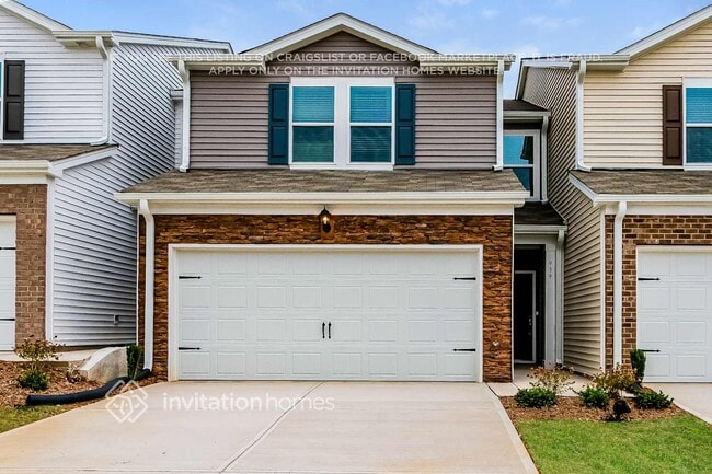 Building Photo - 939 Greenville Wy