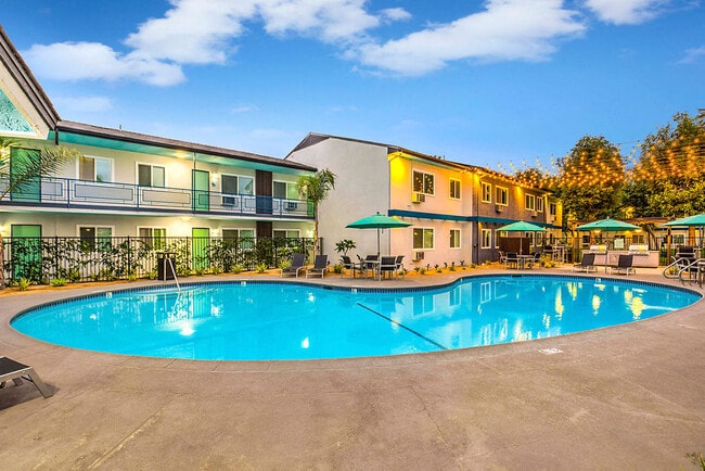 The Island Apartments pool