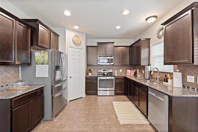 Photo - 5516 Pinery Dr