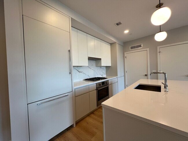 Photo - 191 Washington St Unit 614