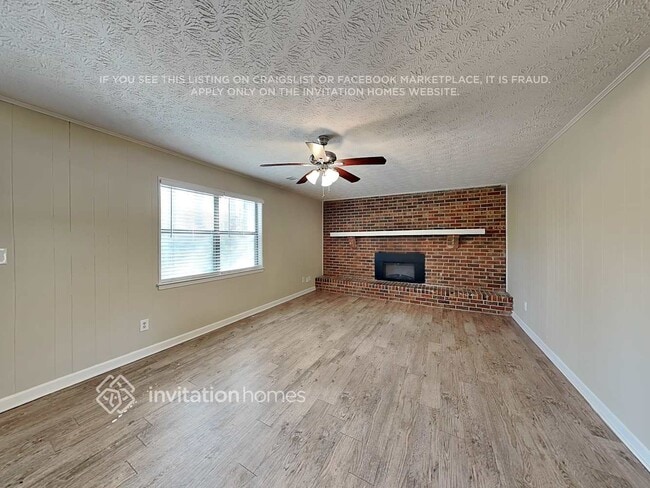 Photo - 125 Trace Dr