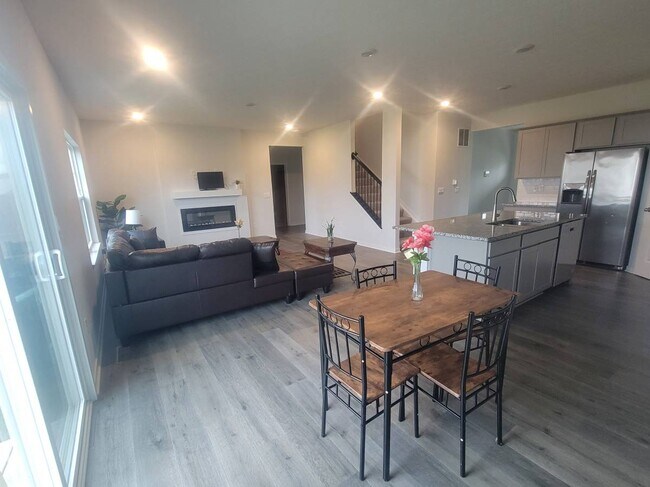 Photo - 131 Natalie Ln Unit A