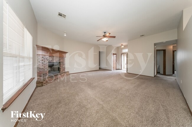 Photo - 1501 Meadow Run Dr