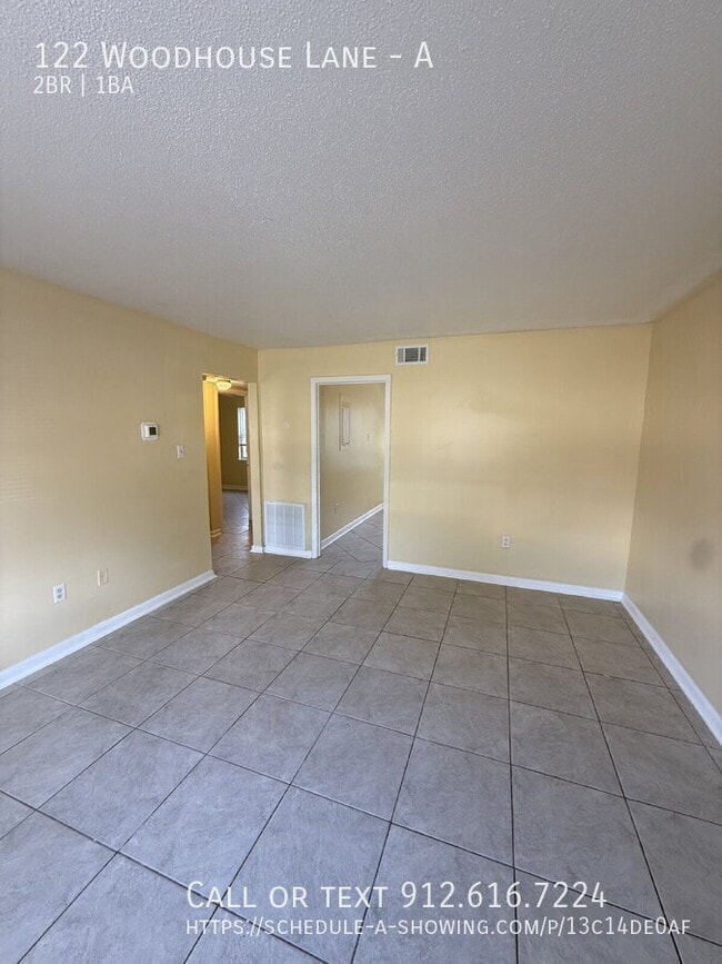 Photo - 122 Woodhouse Ln Unidad A