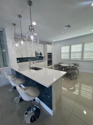 Photo - 613 Windward Cir N