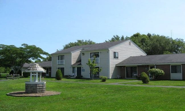 Building Photo - Solemar at South Dartmouth Rental