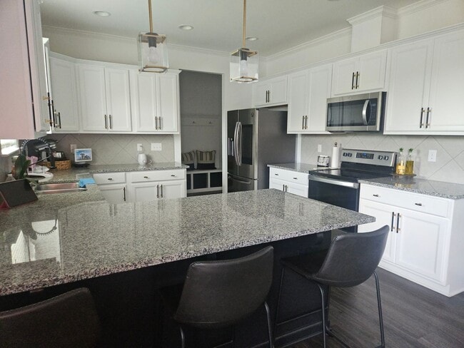 Photo - Beautiful 4br 2.5ba Home in Fuquay Varina! Avail August 14!