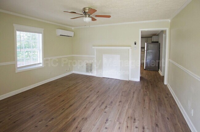 Photo - 1135 E Fayetteville Rd