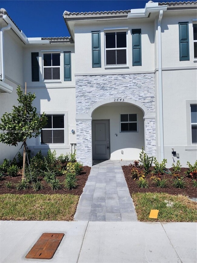 Photo - 2645 SE 17th St Townhome