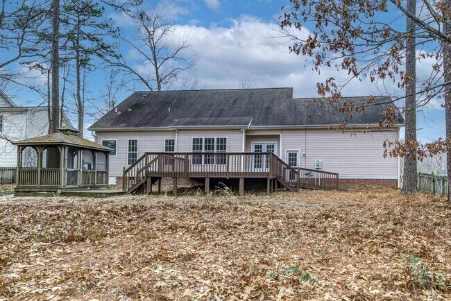 108 Allie Bell Ln