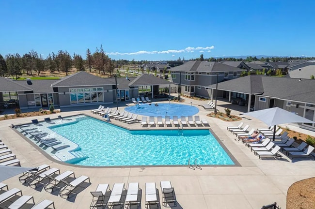 Building Photo - Community Pool and Fitness Center! 3 Bed/2... Rental