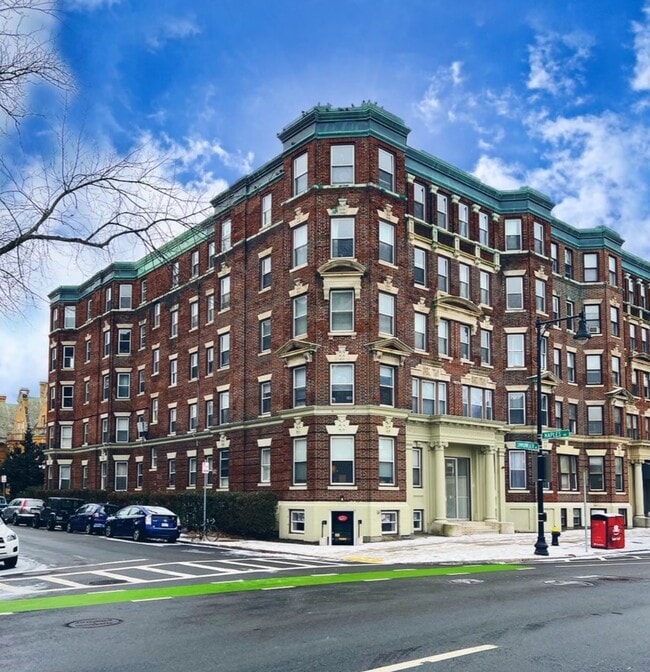 Photo - 1082 Commonwealth Ave