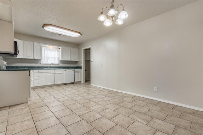 Photo - 9 Shirley Ln