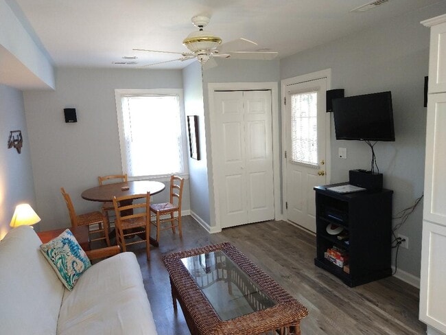 Entry area and living room - 229 Monterey Dr Unit B
