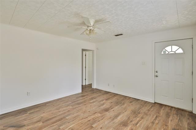 Photo - 525 Jeanette St