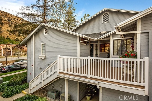 Photo - 260 Evergreen Ct