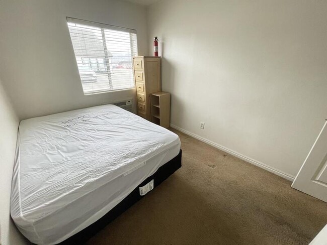 Photo - 1675 S State St