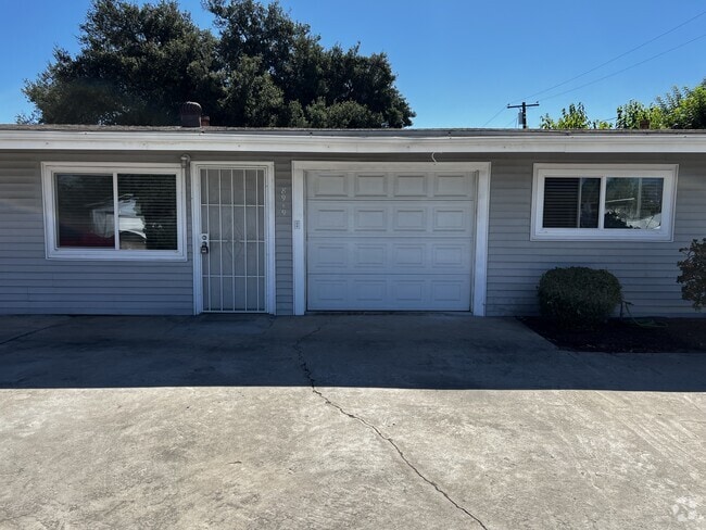 Building Photo - 8919 4th St Rental