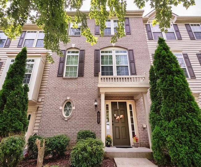 Photo - 307 Wealdstone Rd