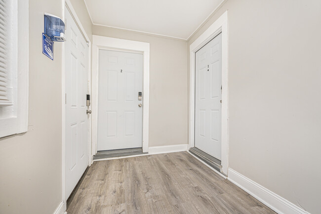 Photo - 4616 Tracy Ave Unit 1