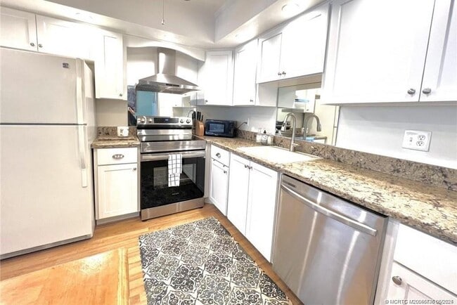 Building Photo - 1800 SE St Lucie Blvd Unit 10-207