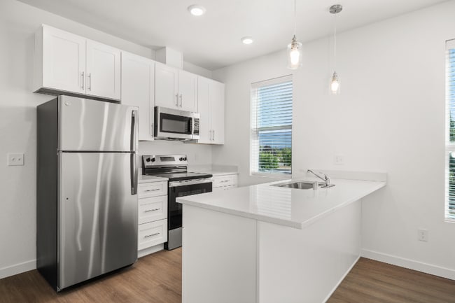 Photo - 19010 E Alki Ave Unidad 201