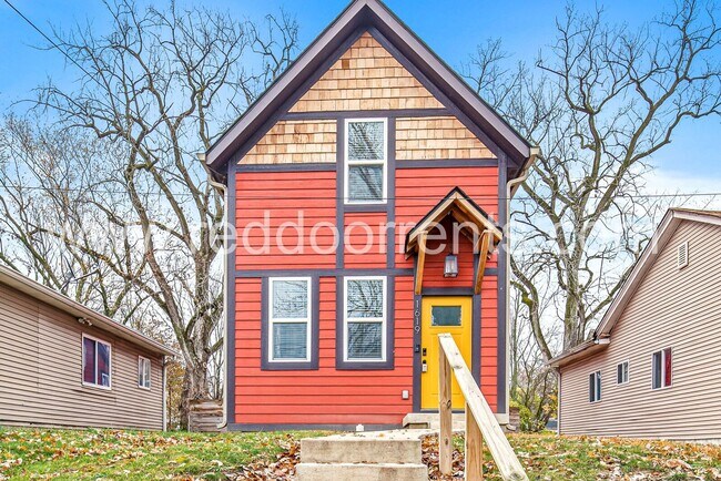 Coming soon! - Fully Furnished 3BR/2BA Home in Indianapolis – Modern Comfort! - Coming soon! - Fully Furnished 3BR/2BA Home in Indianapolis – Modern Comfort!