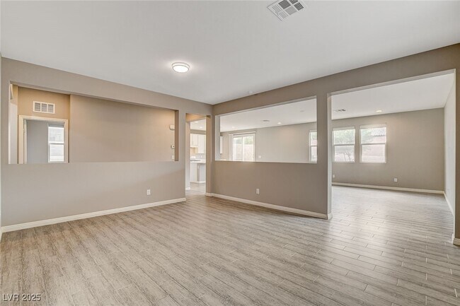 Photo - 6237 Fallsview Ct