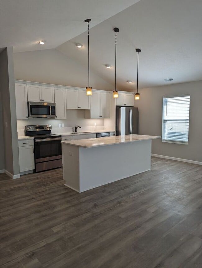 Photo - 4 Bedroom Home With An Open Floor Plan In ...