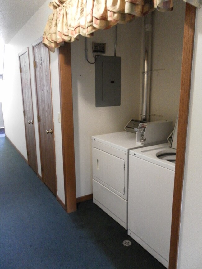 1003 Briar Ln Apartment For Rent in Altoona, WI