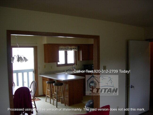 803 Harborview Ct