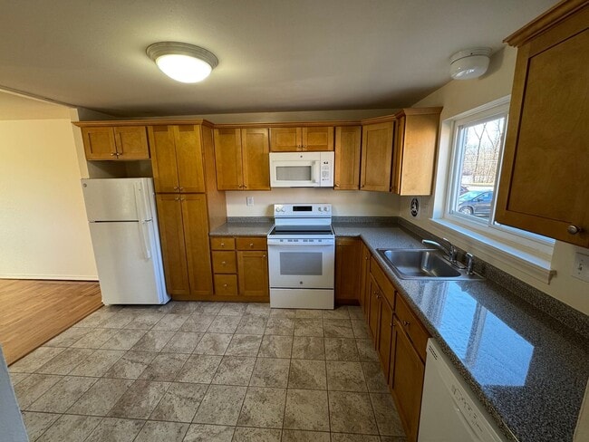 Lakeview Apartments