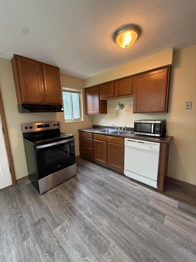 1759 Lonsdale Rd Unidad C