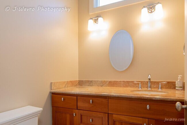 Photo - 139 Randall St