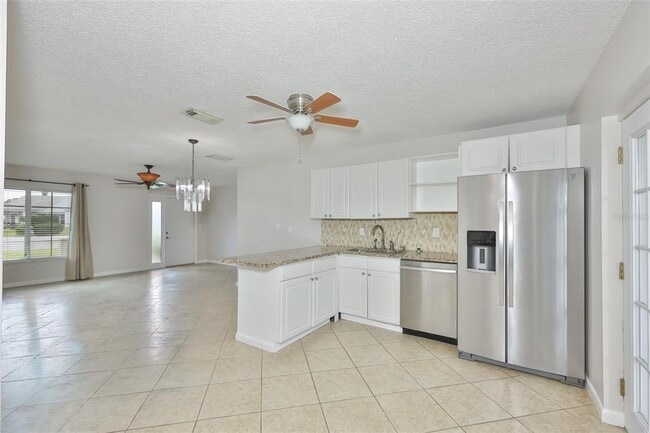 Photo - 207 Islip Way