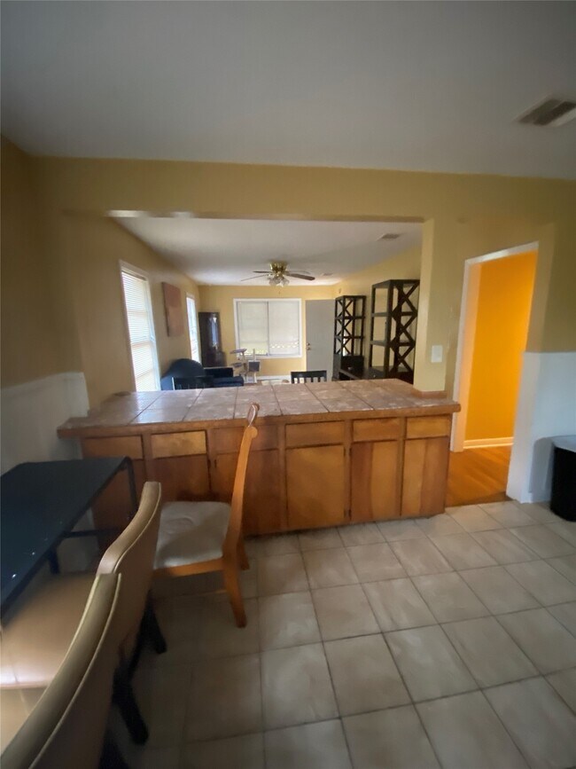 Photo - 2504 Pennington St