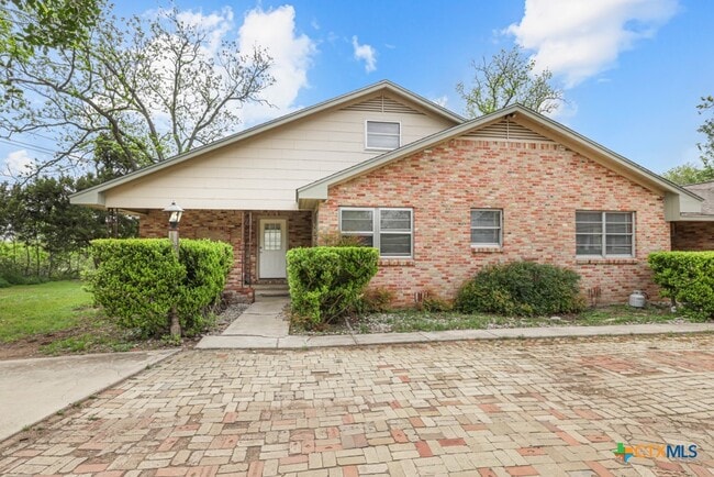 Photo - 1511 Ranch Rd 12