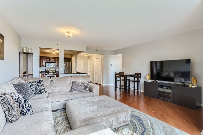 Photo - 1930 N Harlem Ave Unit 501