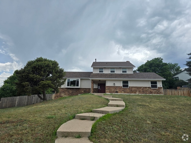 Building Photo - 2455 Stoneridge Dr Rental