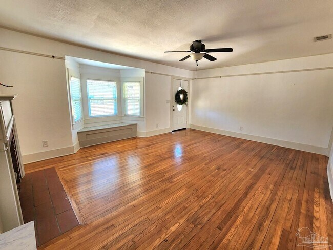 Photo - 2781 N 16th Ave