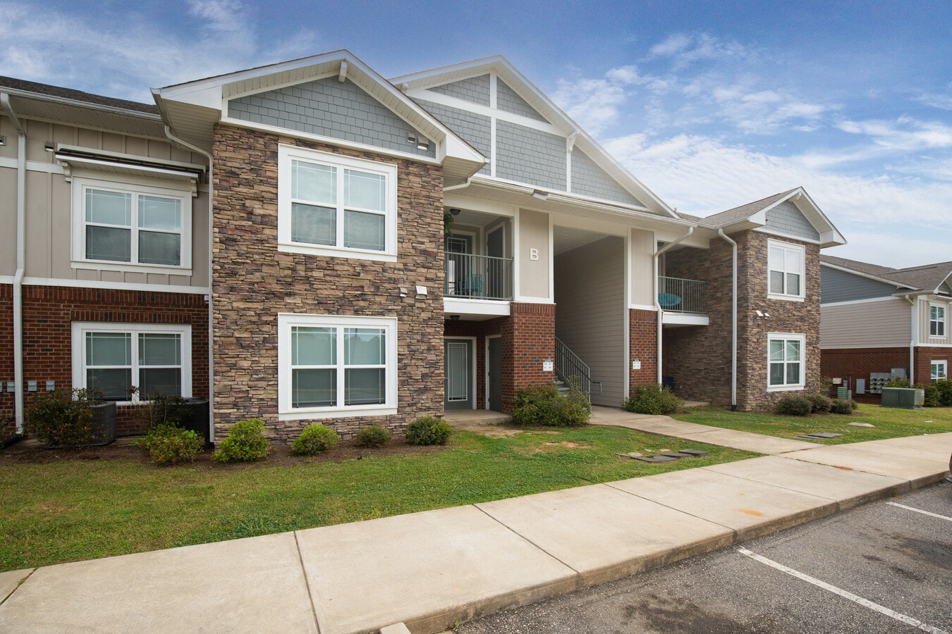 Country Club Cottages - Country Club Cottages