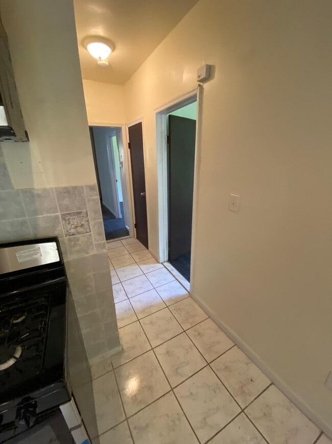 Photo - 494 21st St Unit 1