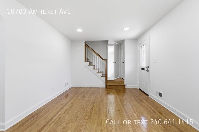 Photo - 10703 Amherst Ave