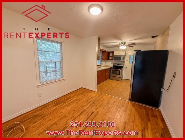 Photo - 1701 Conti St