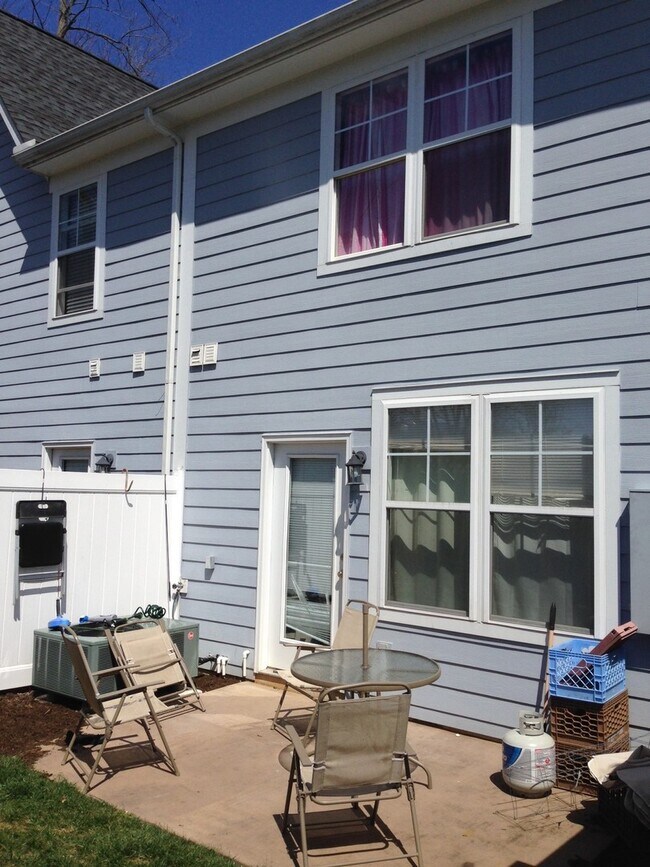 Photo - Two Bedroom- 344 Marquette- Crozet